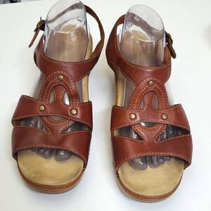 Dansko leather woman's wedge, size 42